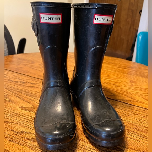 Hunter Boots - Picture 1 of 2
